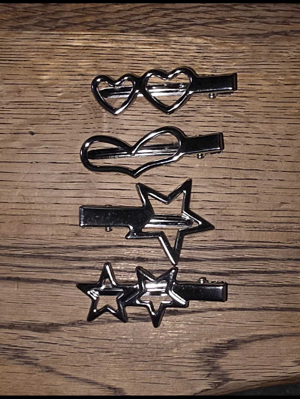 Y2K Aesethic Hair Clips- Assorted Silver Star & Heart Clips BNIB